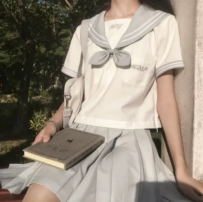 爱妳如诗美丽